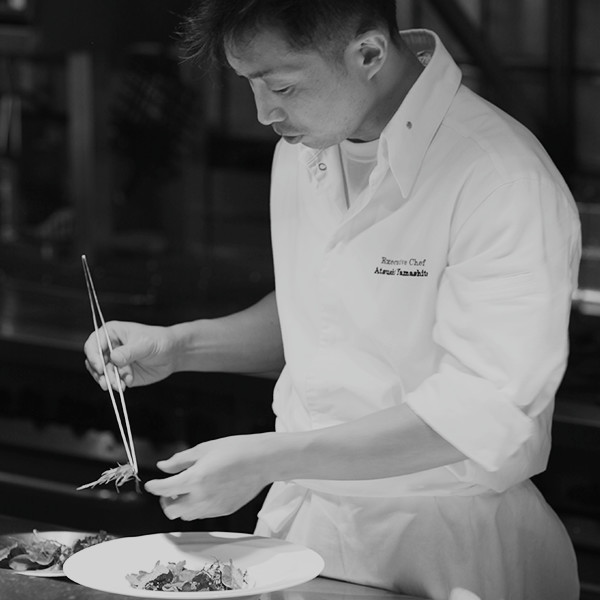 オーナーシェフ 山下　敦司 Atsushi Yamashita